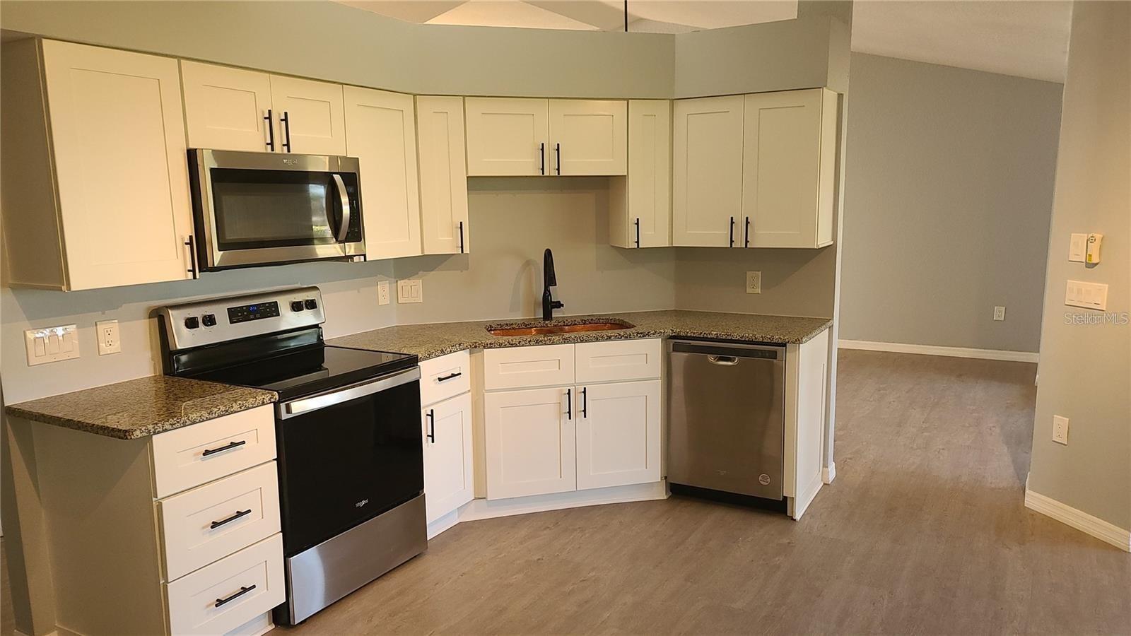 13 SEAWARD CIR, PLACIDA, FL, 33946