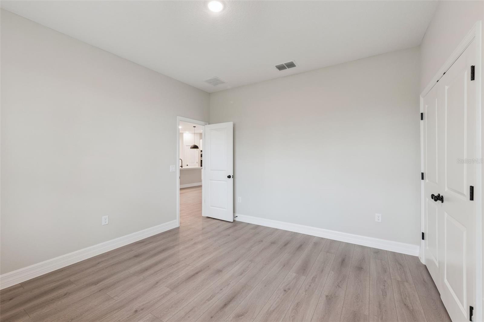 42875 HONEYSUCKLE ST, EUSTIS, FL, 32736