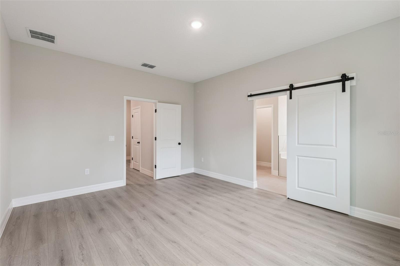 42875 HONEYSUCKLE ST, EUSTIS, FL, 32736