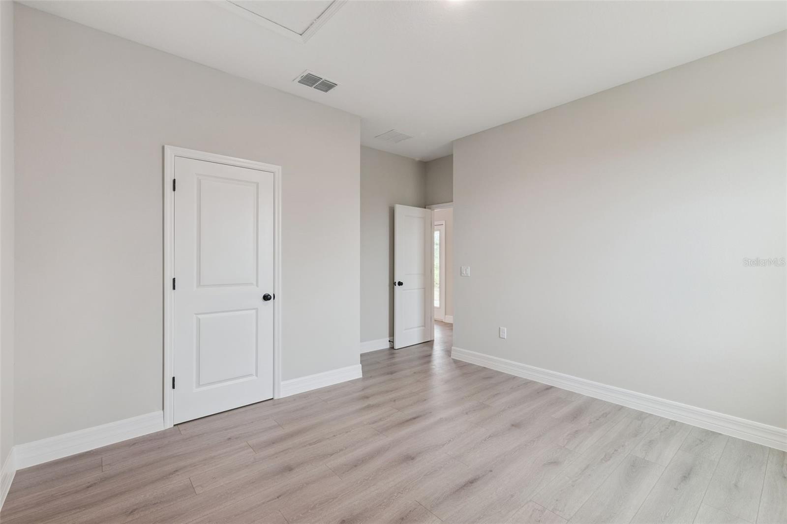 42875 HONEYSUCKLE ST, EUSTIS, FL, 32736