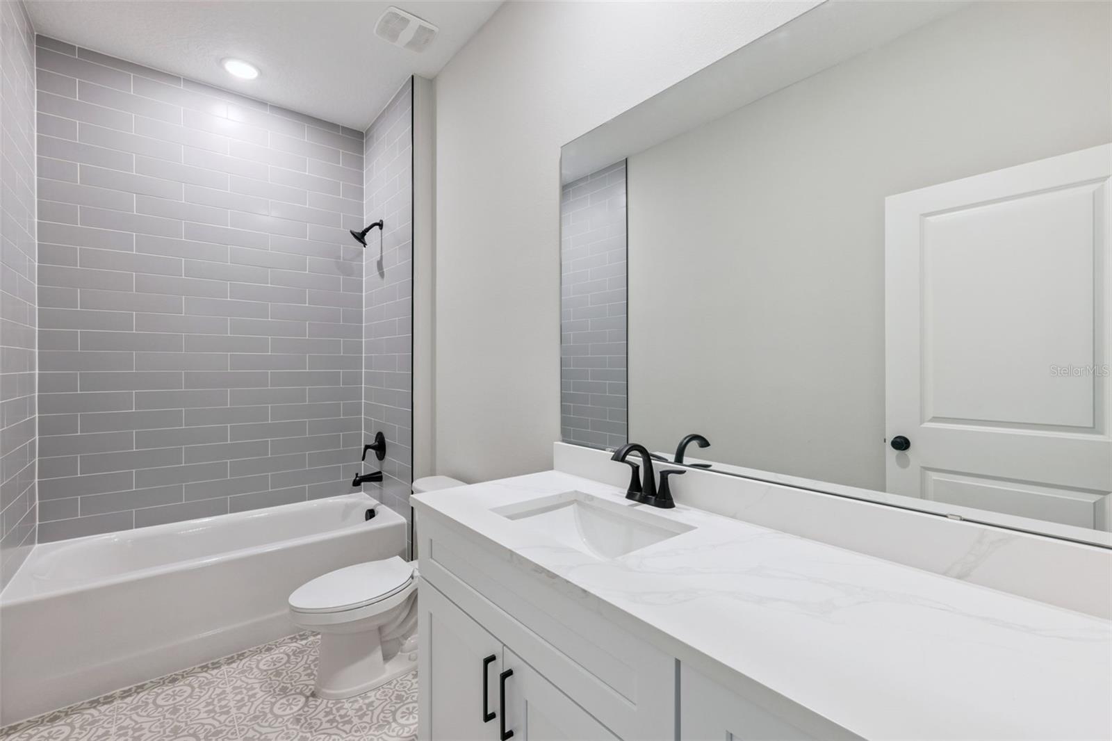 42875 HONEYSUCKLE ST, EUSTIS, FL, 32736