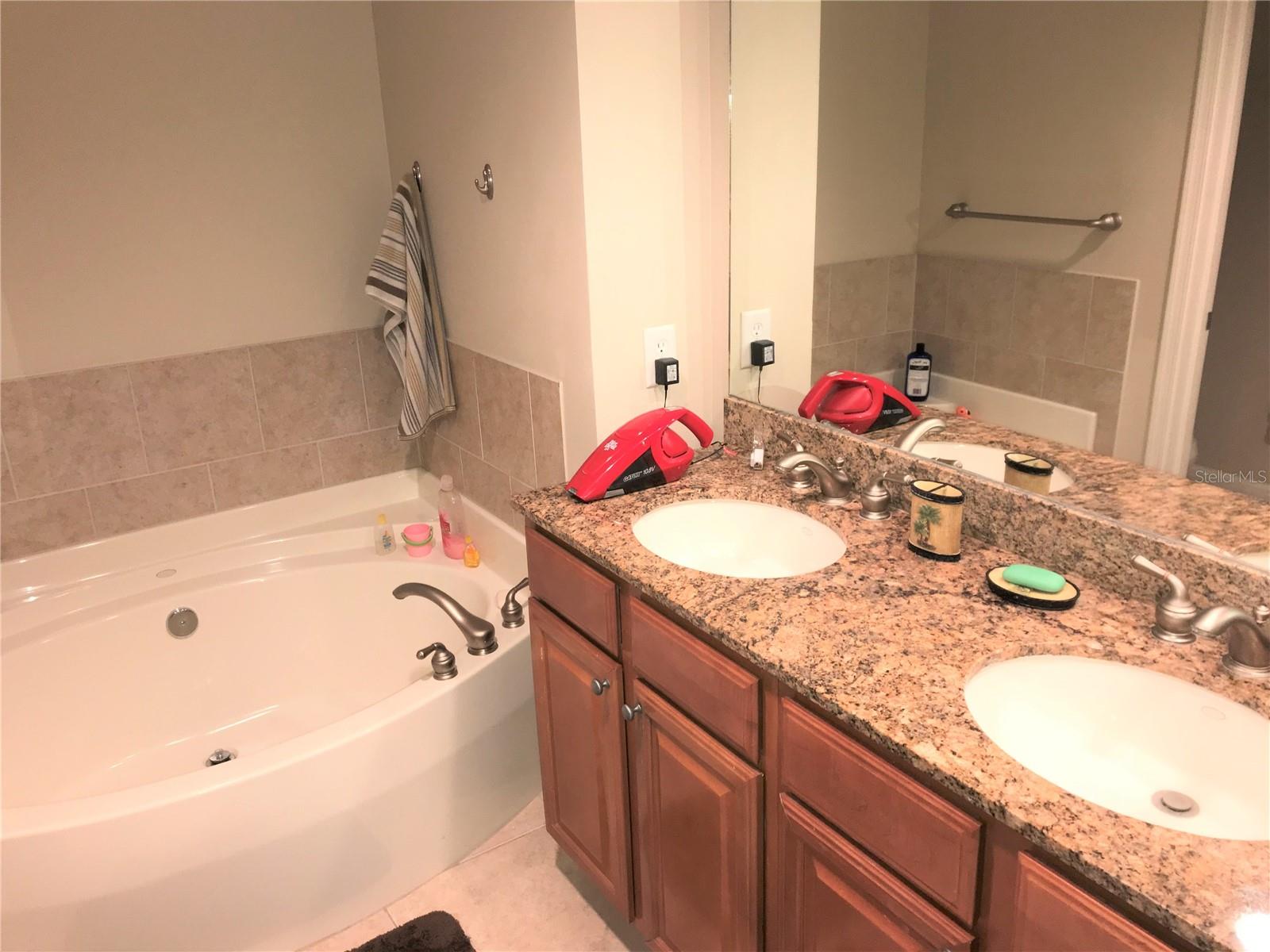 808 3RD AVE W #509, BRADENTON, FL, 34205