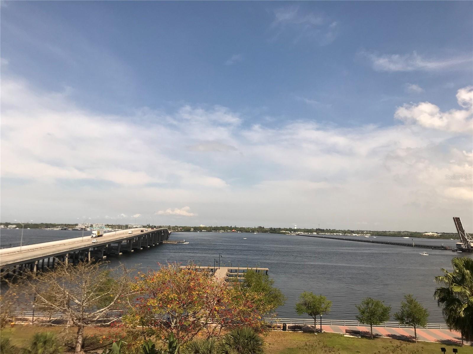 808 3RD AVE W #509, BRADENTON, FL, 34205