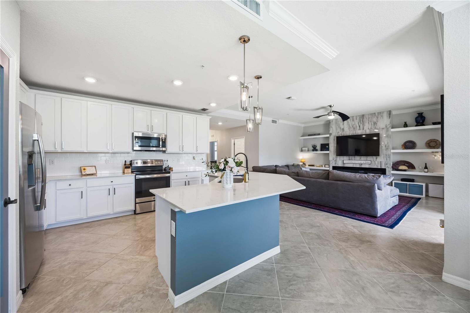 10055 CROOKED CREEK DR #102, VENICE, FL, 34293