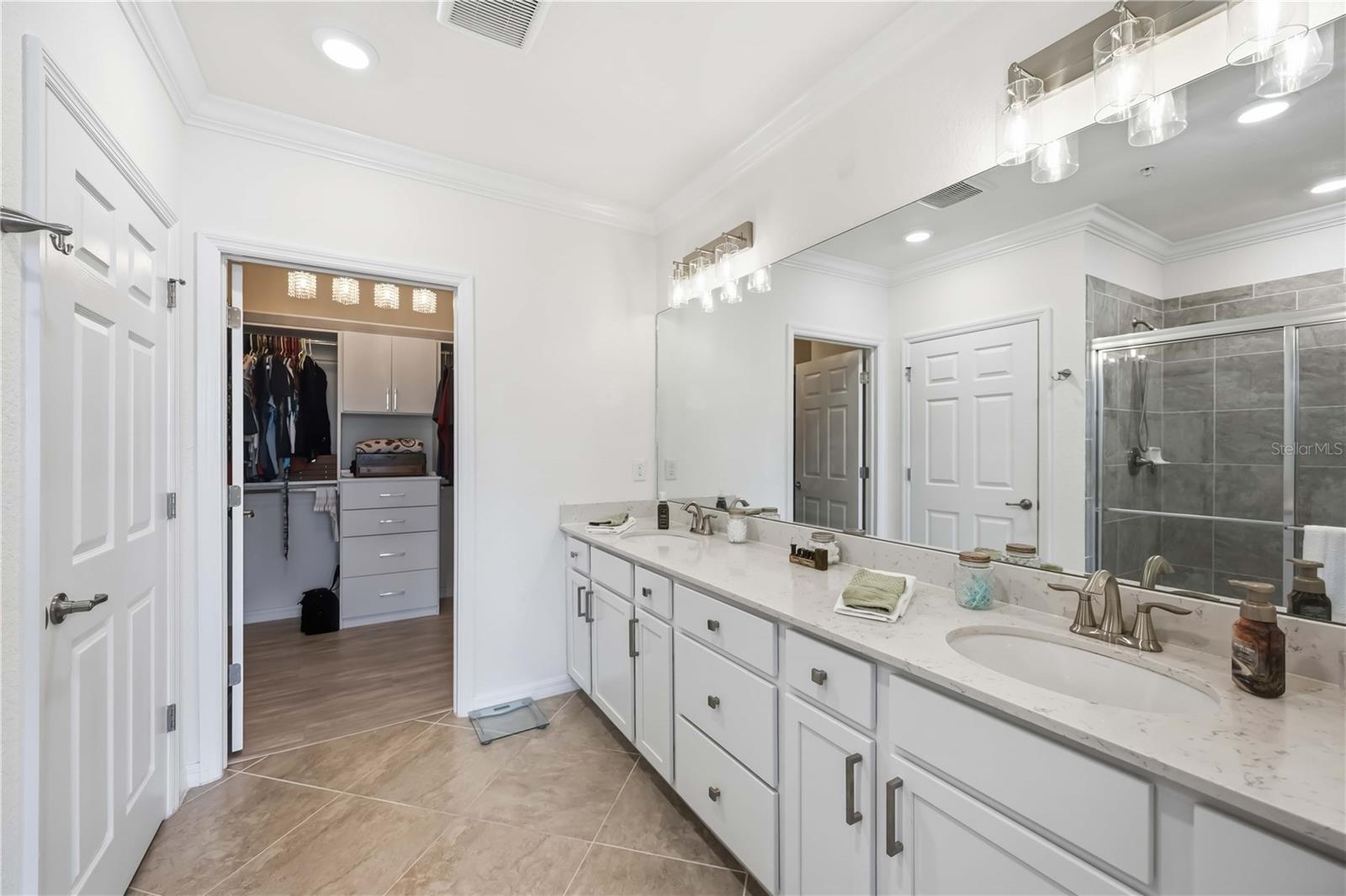 10055 CROOKED CREEK DR #102, VENICE, FL, 34293