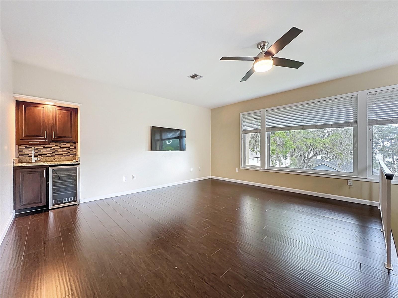 6846 LAKE VIEW DR, YALAHA, FL, 34797
