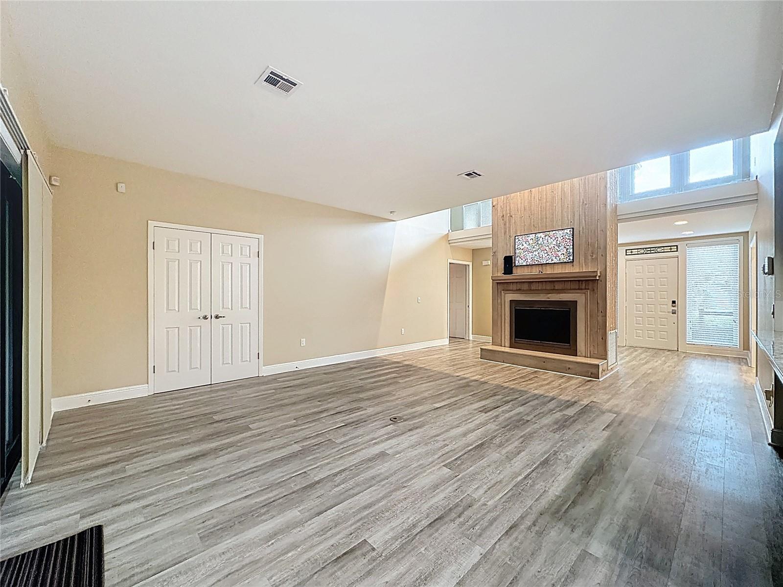 6846 LAKE VIEW DR, YALAHA, FL, 34797