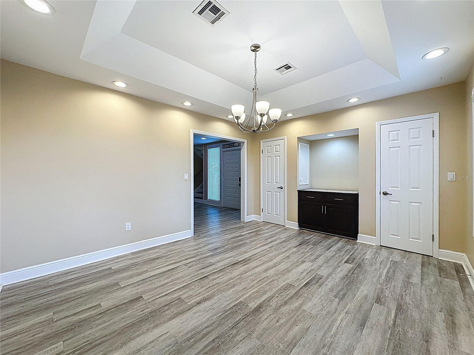 6846 LAKE VIEW DR, YALAHA, FL, 34797