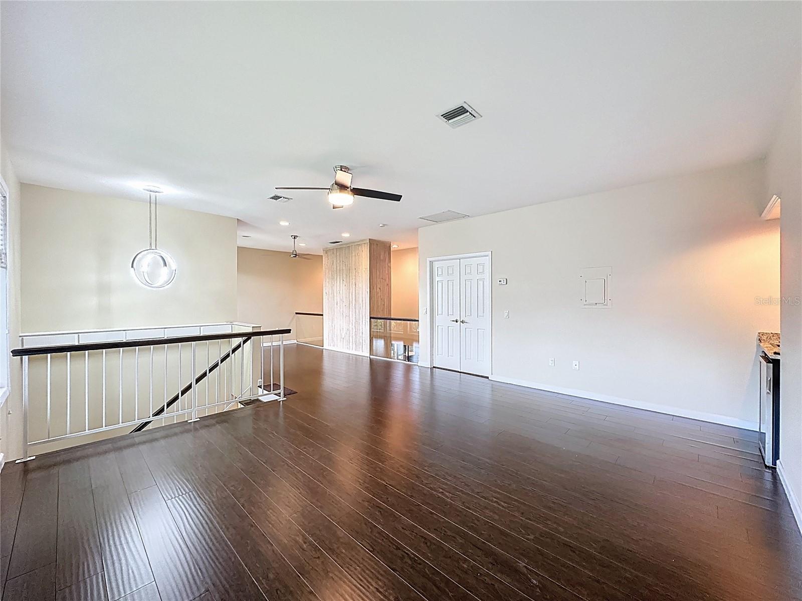 6846 LAKE VIEW DR, YALAHA, FL, 34797