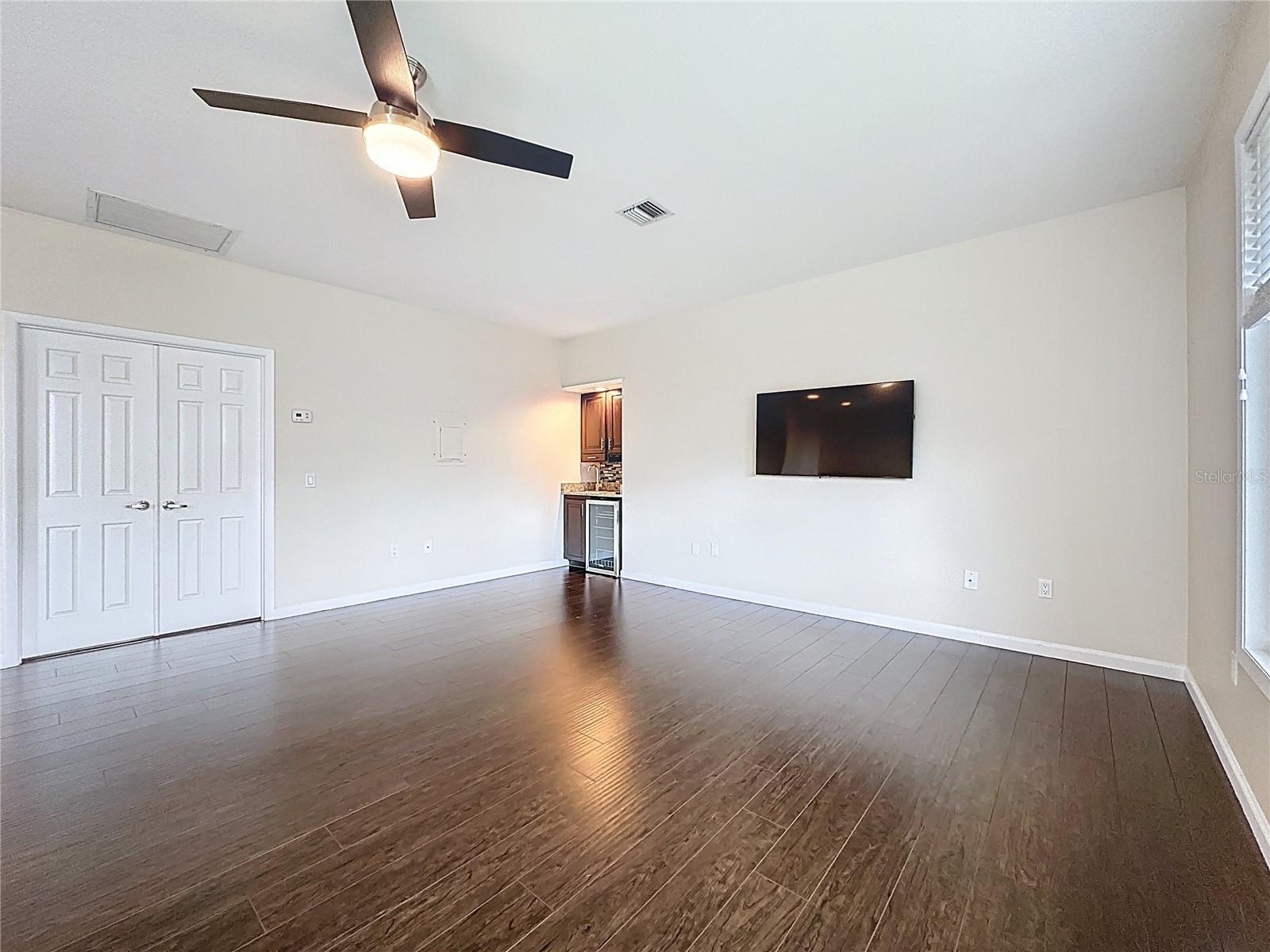 6846 LAKE VIEW DR, YALAHA, FL, 34797