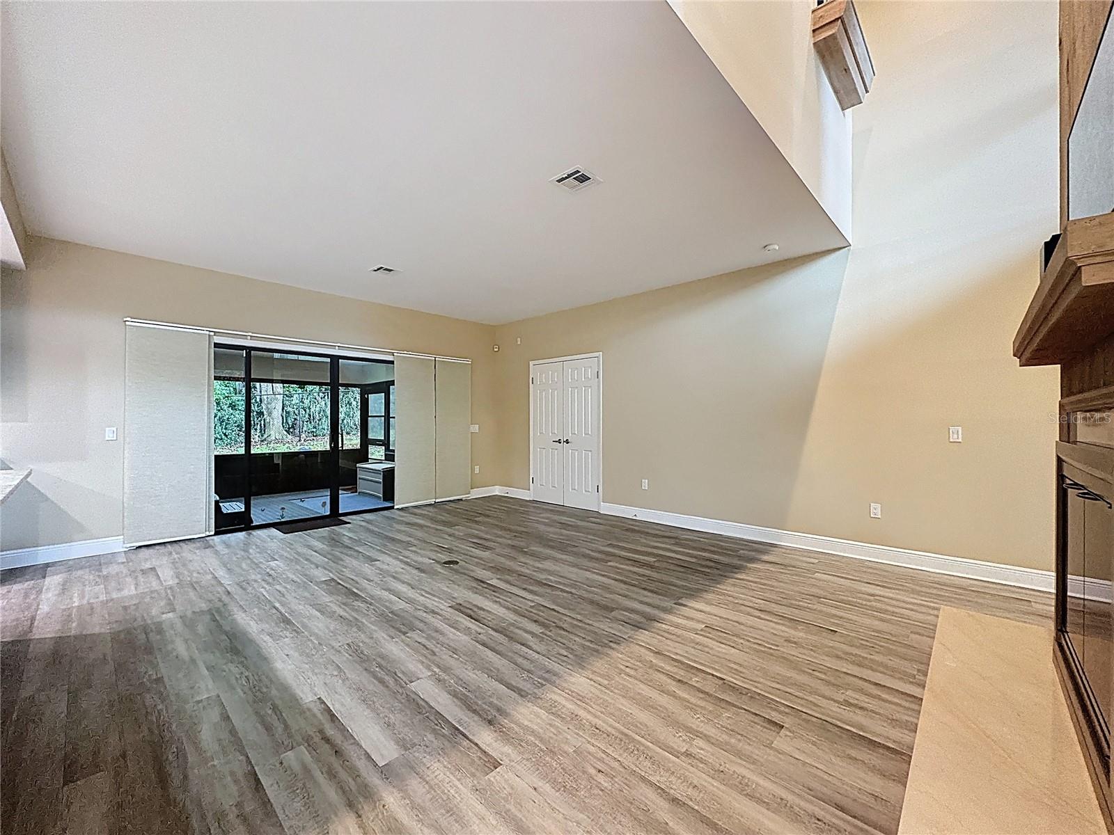 6846 LAKE VIEW DR, YALAHA, FL, 34797