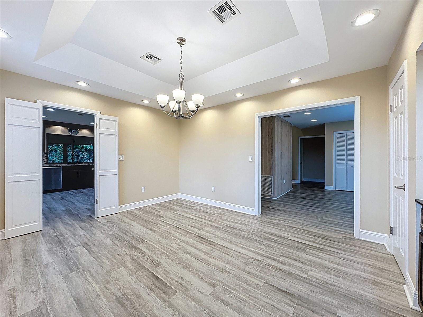 6846 LAKE VIEW DR, YALAHA, FL, 34797