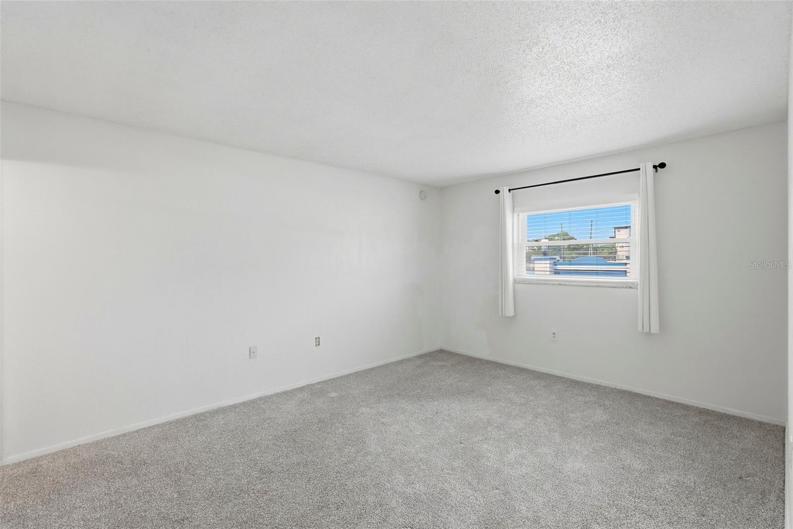 350 79TH AVE N #122, ST PETERSBURG, FL, 33702