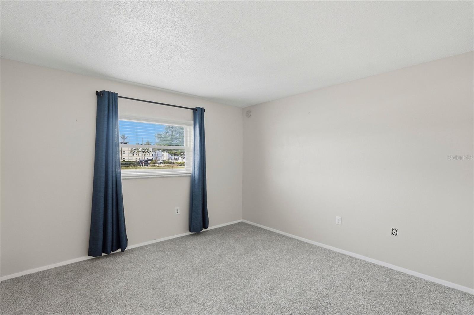 350 79TH AVE N #122, ST PETERSBURG, FL, 33702