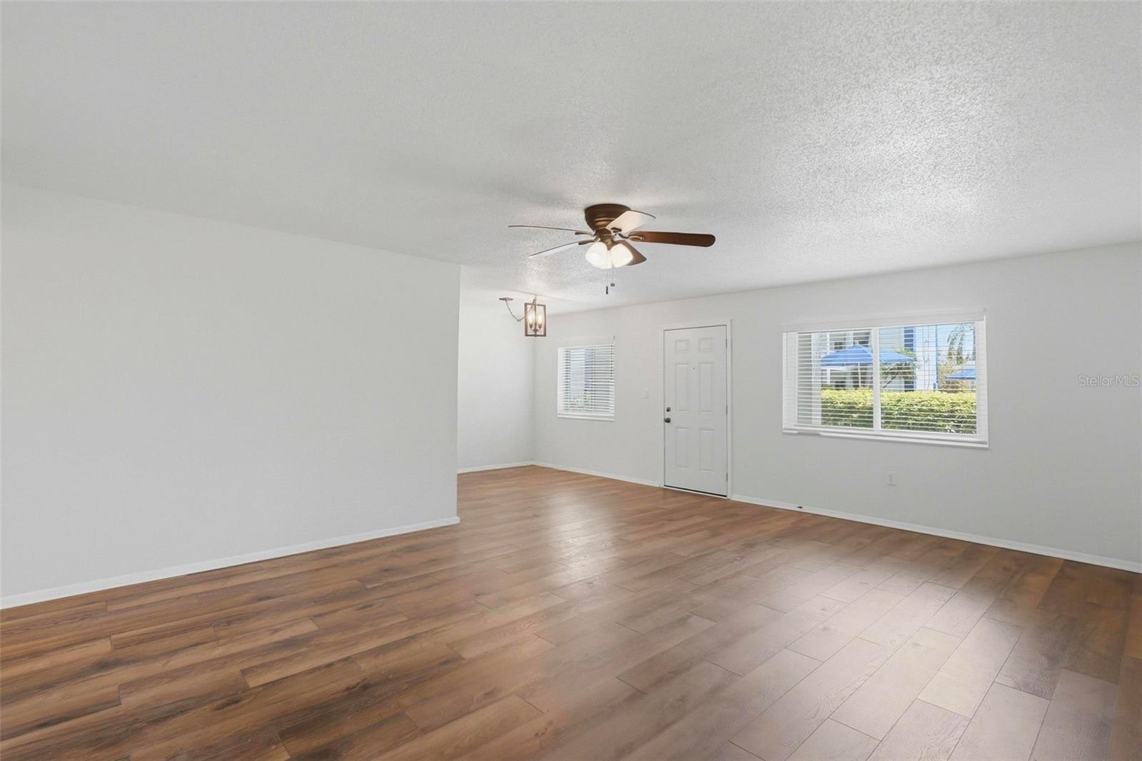 350 79TH AVE N #122, ST PETERSBURG, FL, 33702