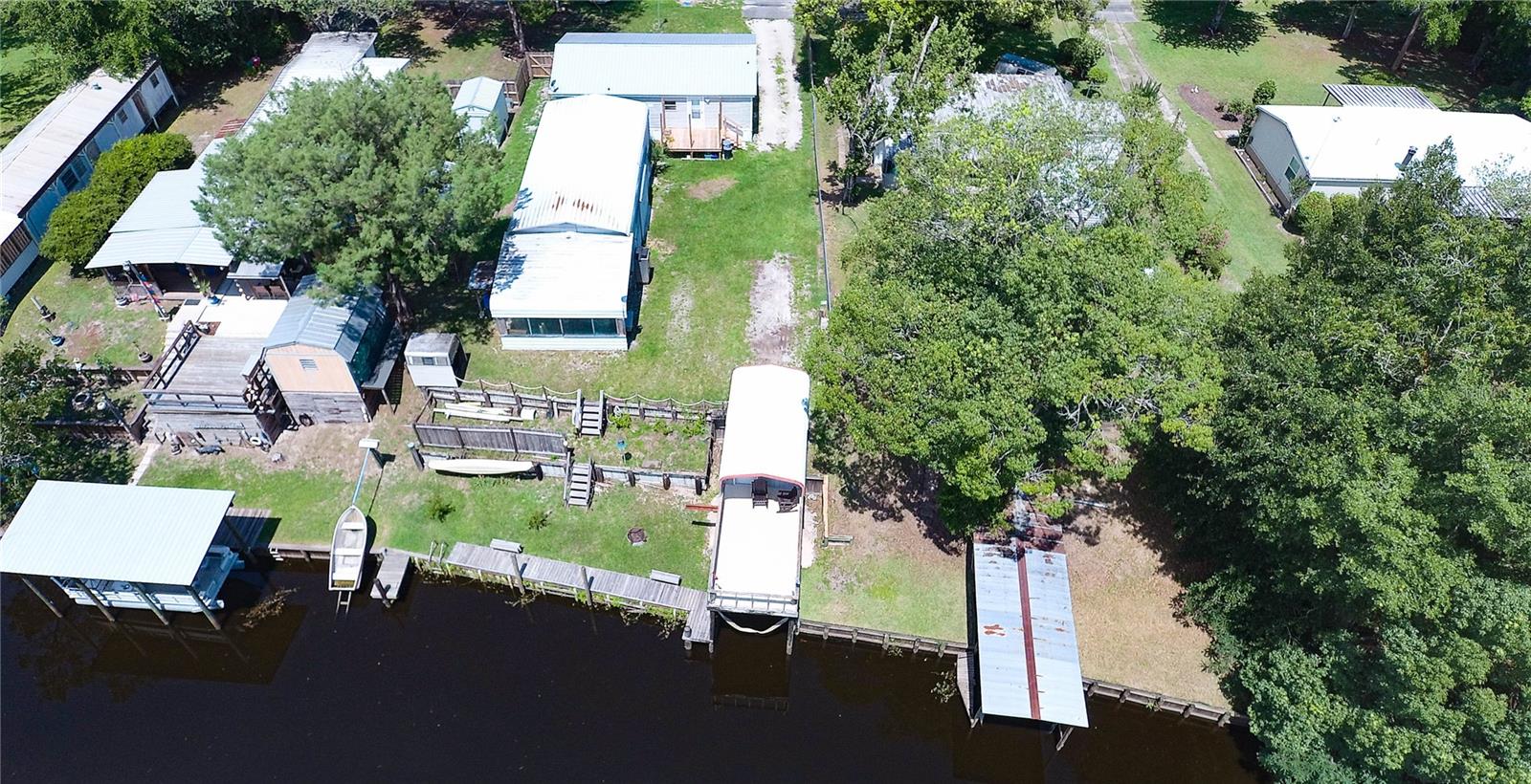 104 WATERWAY AVE, SATSUMA, FL, 32189