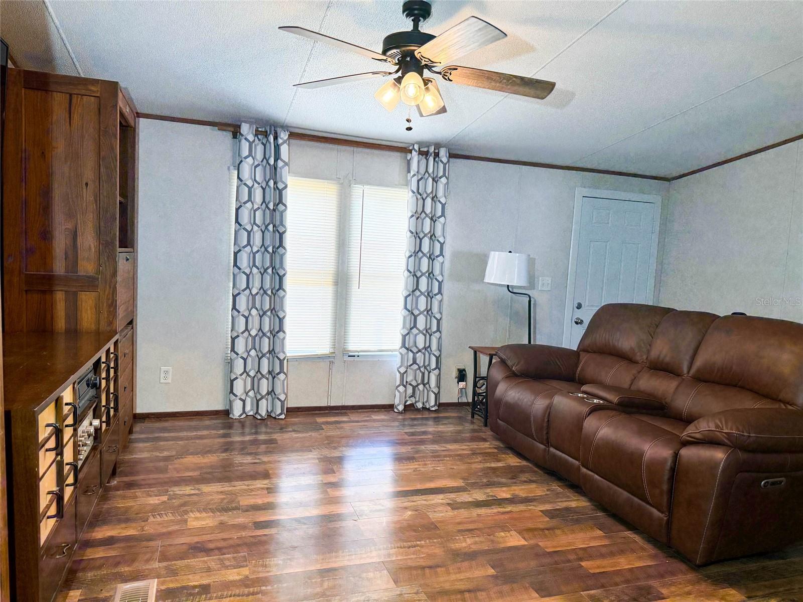 104 WATERWAY AVE, SATSUMA, FL, 32189