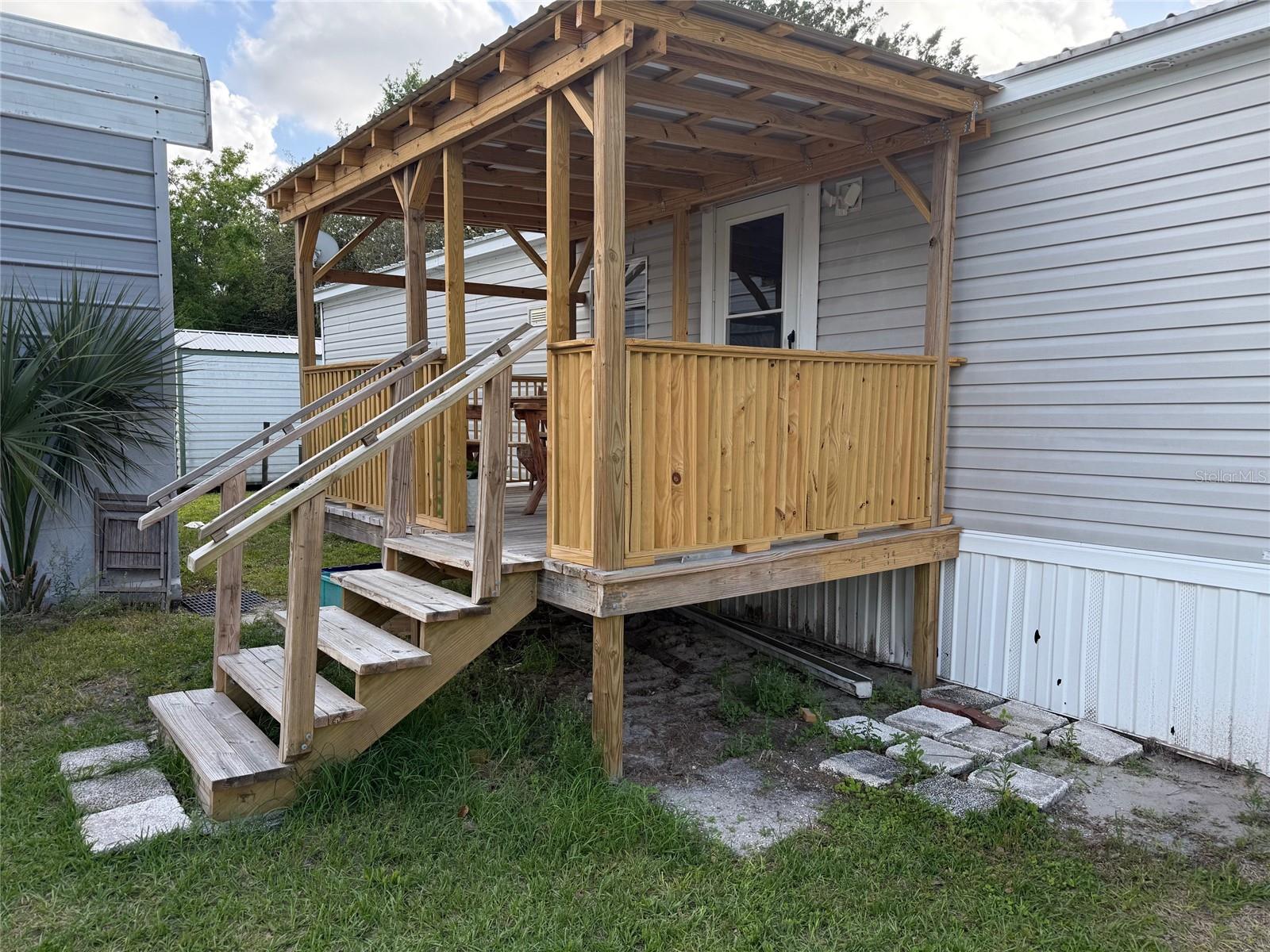 104 WATERWAY AVE, SATSUMA, FL, 32189
