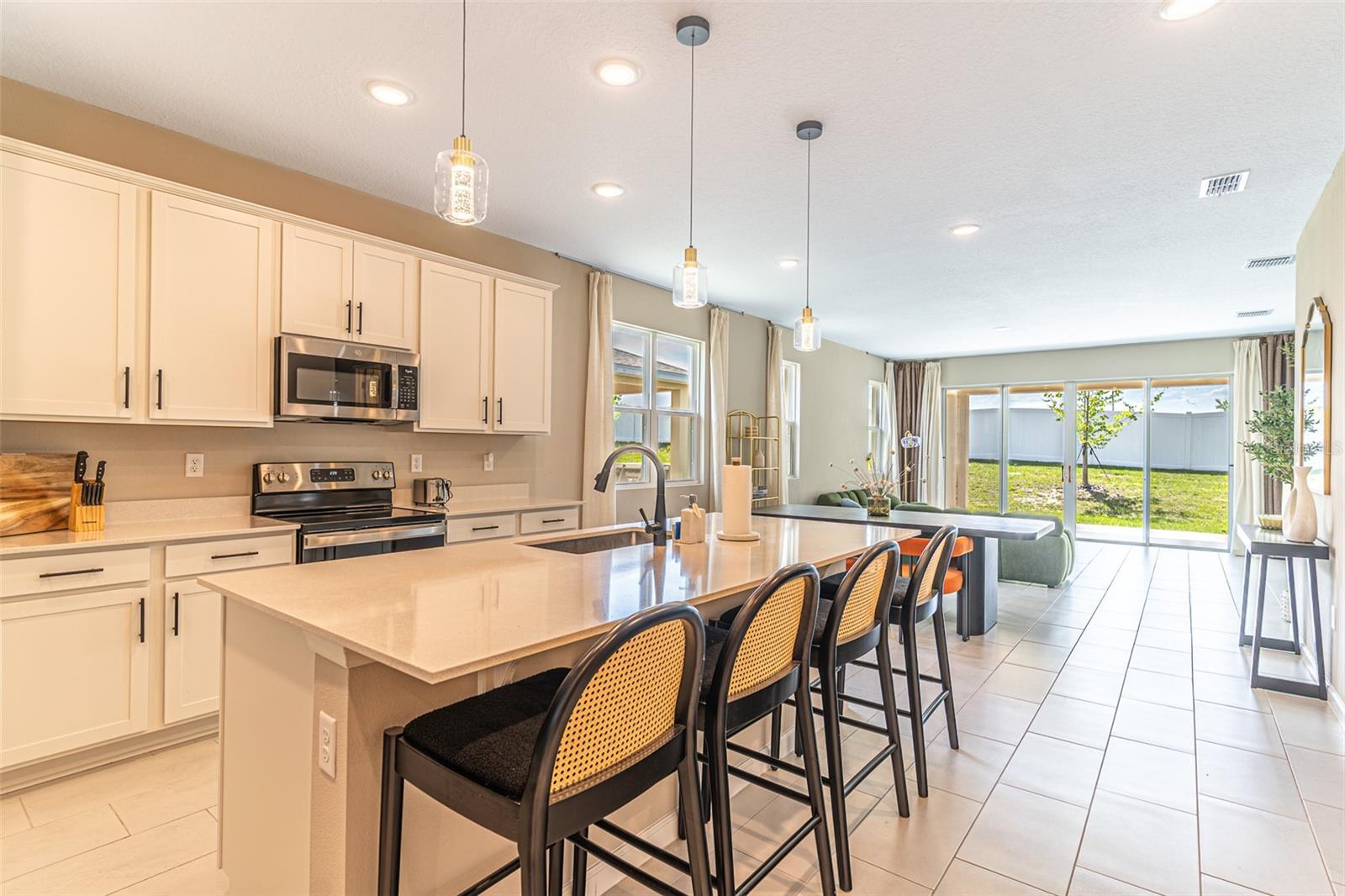 148 HILLTOP BLOOM LOOP, HAINES CITY, FL, 33844