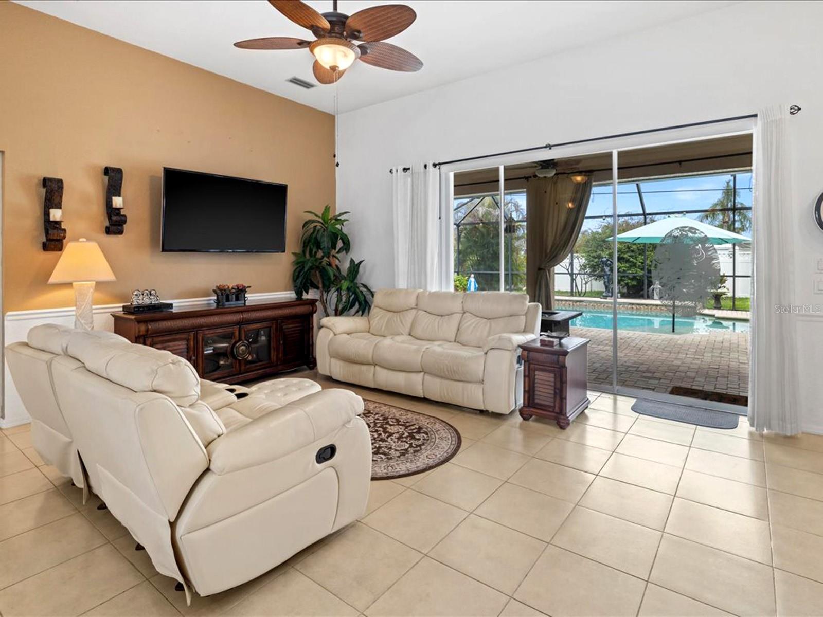 32 ORLANDO BLVD, PORT CHARLOTTE, FL, 33954