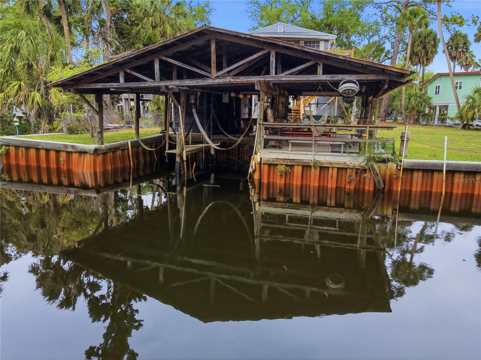547 SE 205TH ST, SUWANNEE, FL, 32692