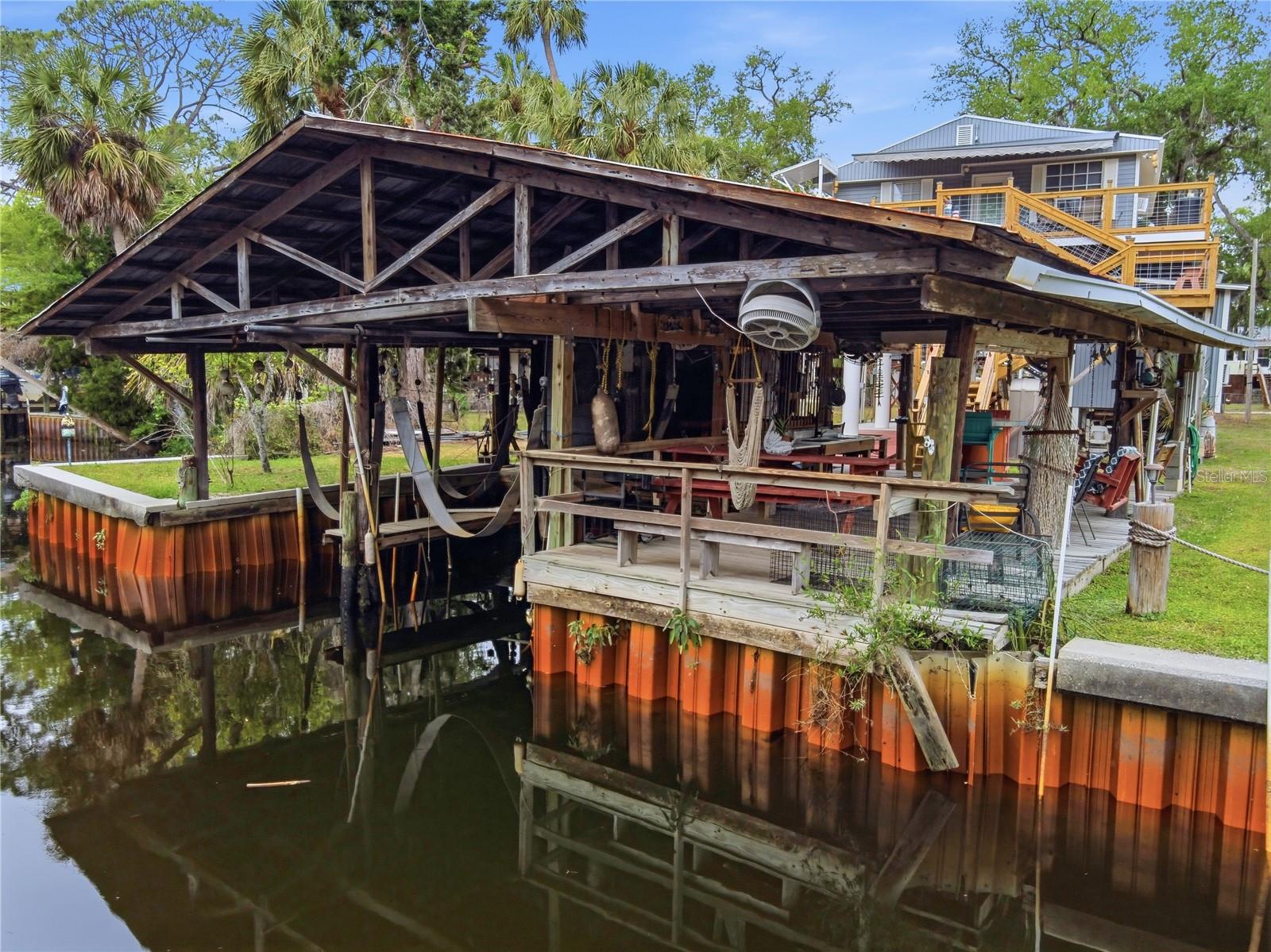 547 SE 205TH ST, SUWANNEE, FL, 32692