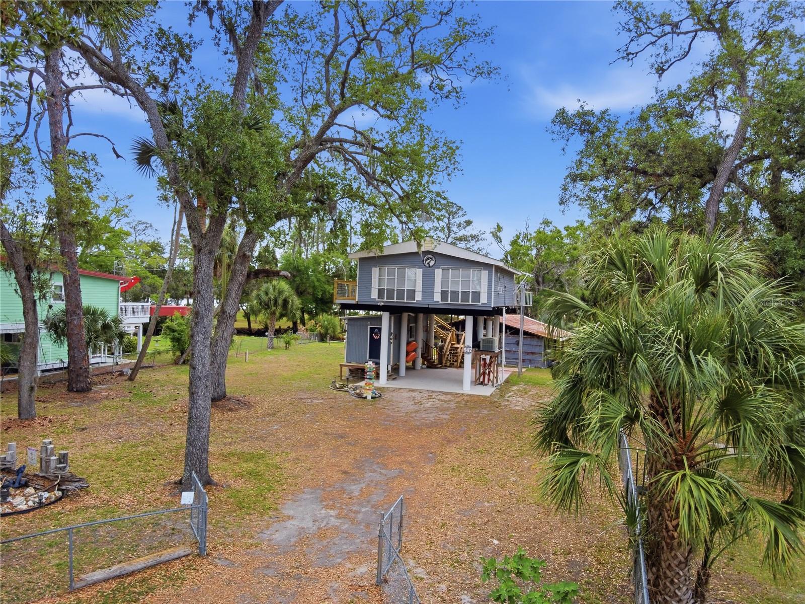 547 SE 205TH ST, SUWANNEE, FL, 32692