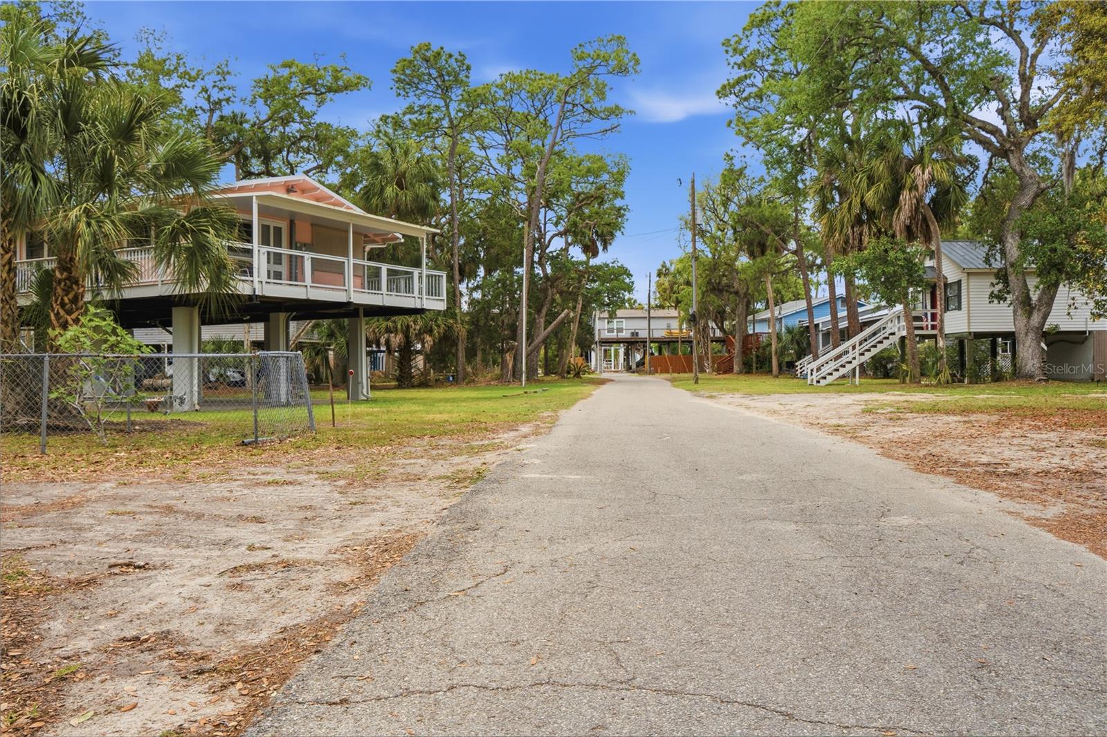 547 SE 205TH ST, SUWANNEE, FL, 32692