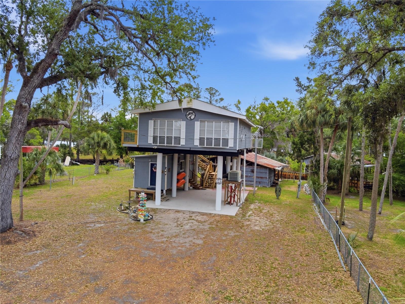 547 SE 205TH ST, SUWANNEE, FL, 32692