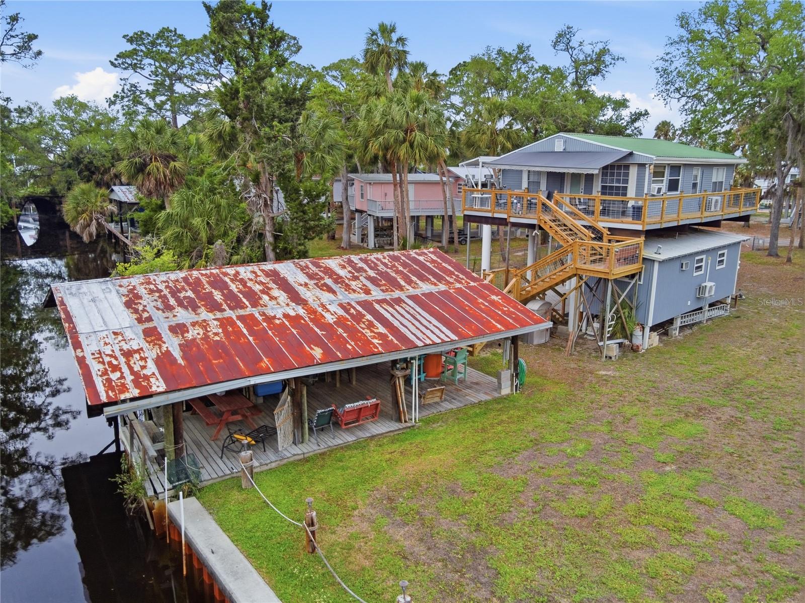 547 SE 205TH ST, SUWANNEE, FL, 32692