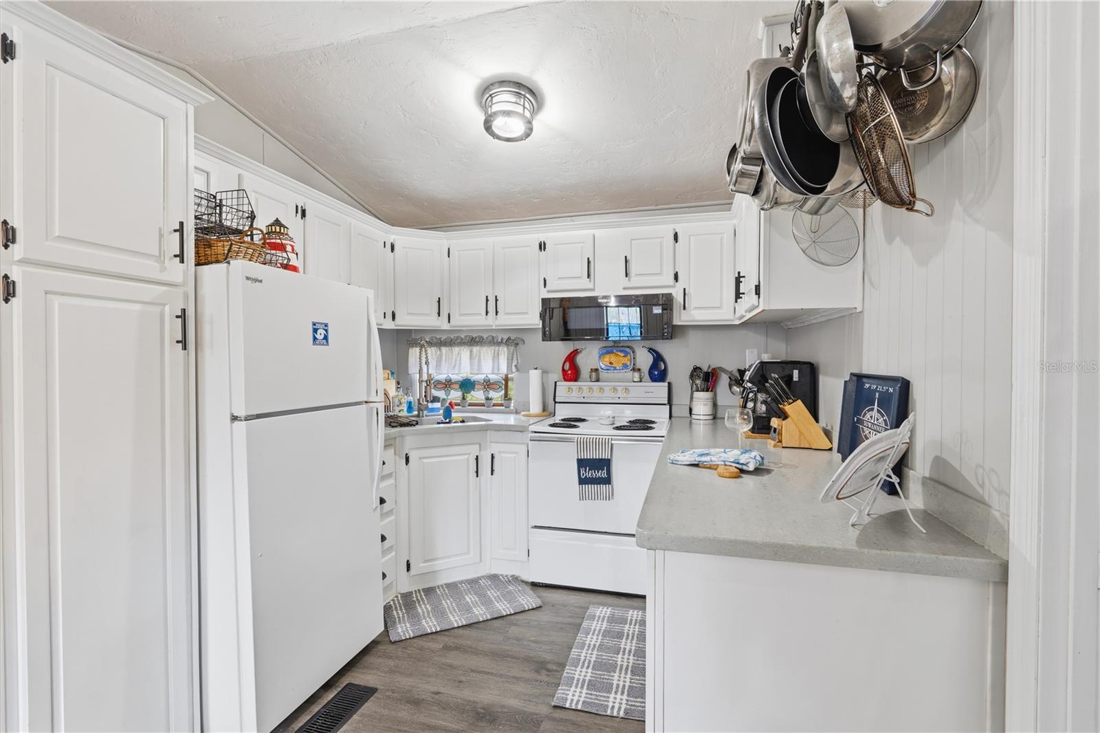 547 SE 205TH ST, SUWANNEE, FL, 32692