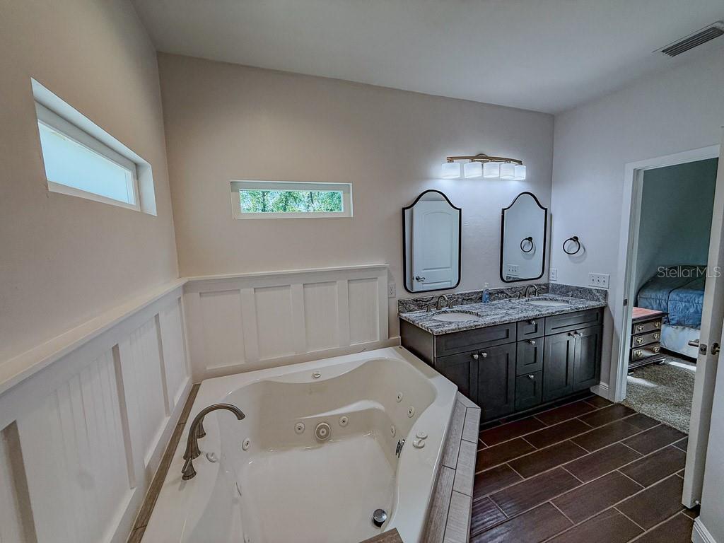 109 SW ROUND HOUSE CT, FORT WHITE, FL, 32038