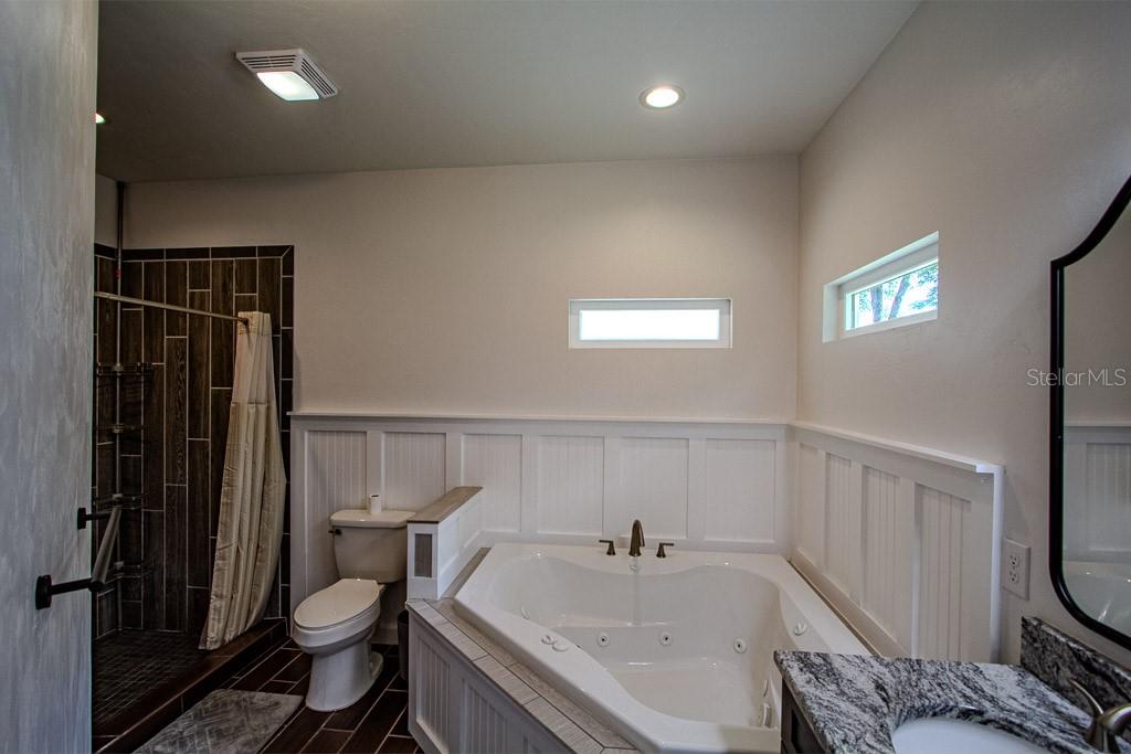 109 SW ROUND HOUSE CT, FORT WHITE, FL, 32038