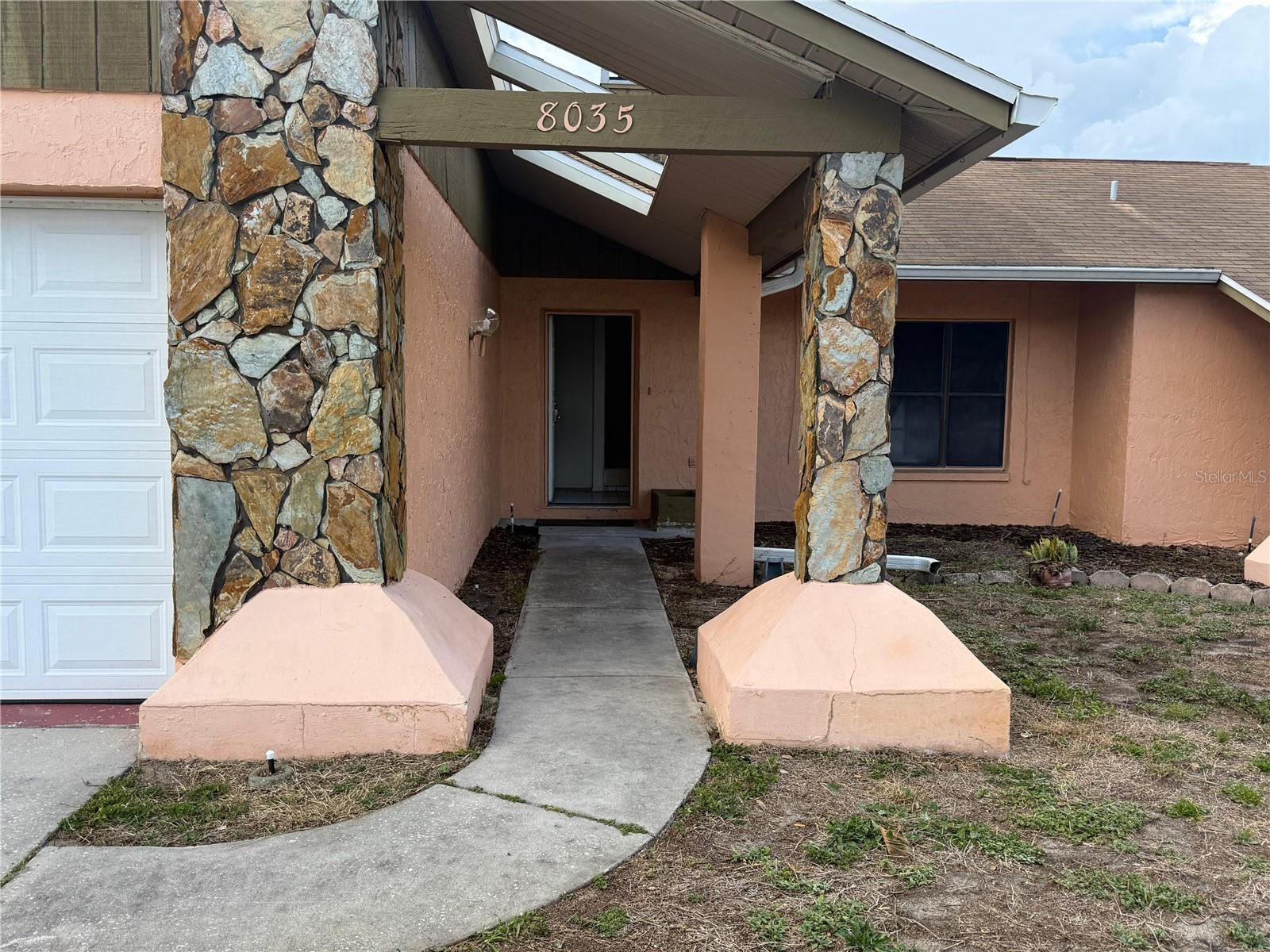 8035 LAUREL VISTA LOOP, PORT RICHEY, FL, 34668