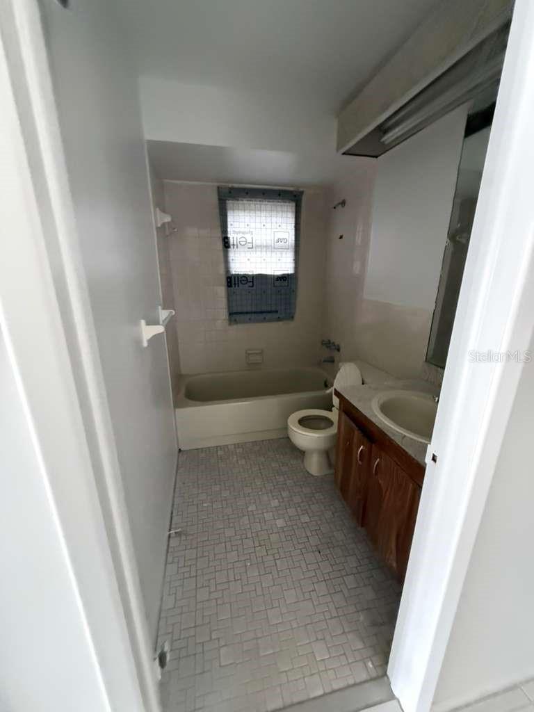 8035 LAUREL VISTA LOOP, PORT RICHEY, FL, 34668
