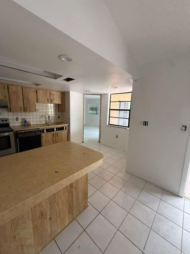 8035 LAUREL VISTA LOOP, PORT RICHEY, FL, 34668