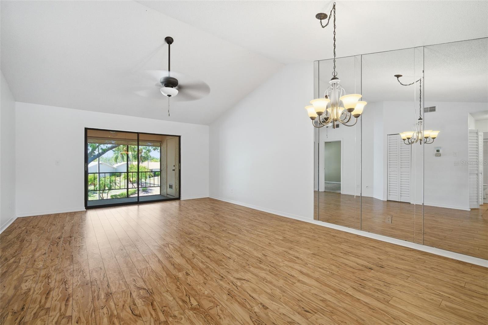 309 KNOTTWOOD CT #309, SUN CITY CENTER, FL, 33573