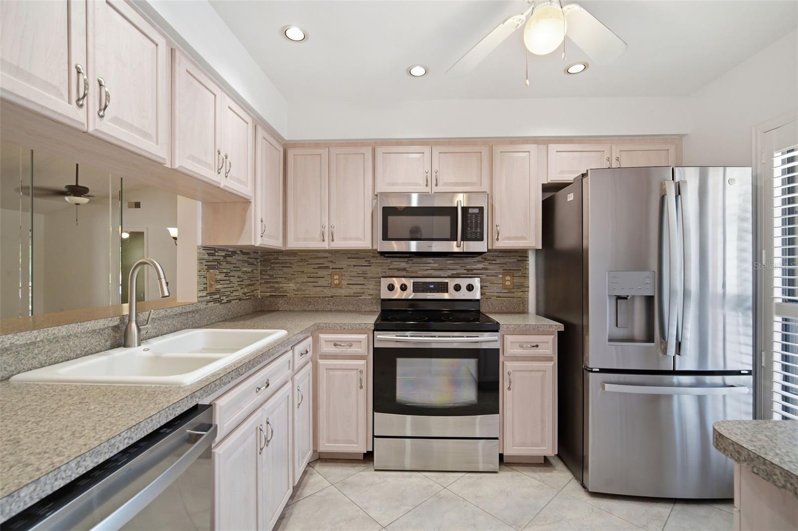 309 KNOTTWOOD CT #309, SUN CITY CENTER, FL, 33573