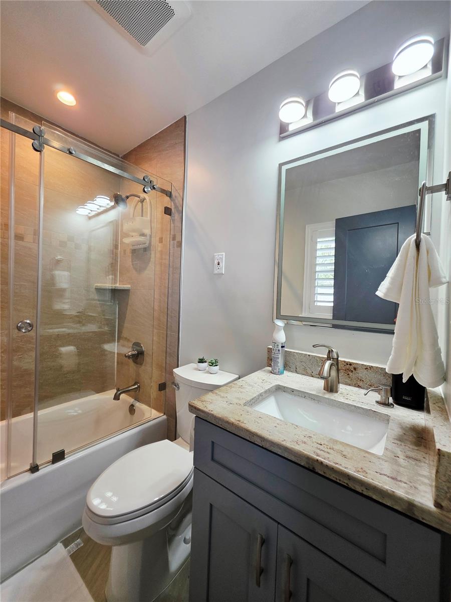 3435 OVERLOOK DR NE, ST PETERSBURG, FL, 33703