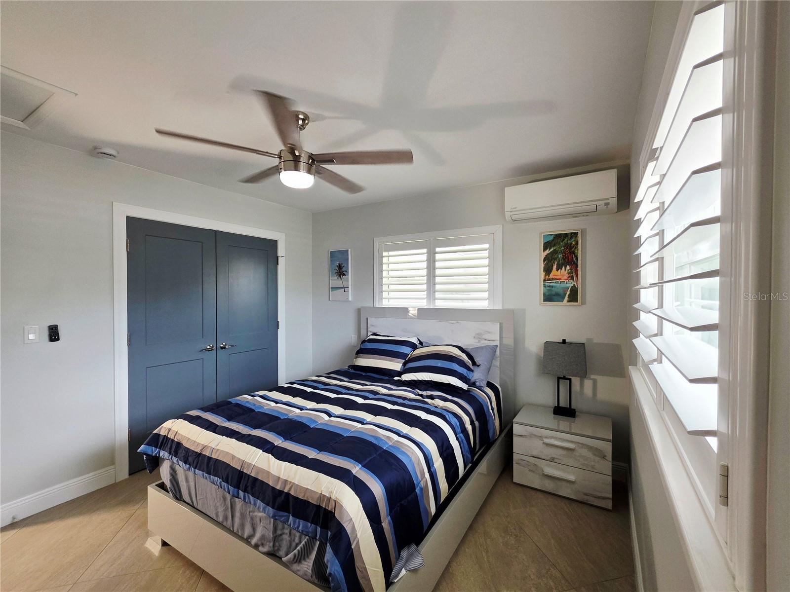 3435 OVERLOOK DR NE, ST PETERSBURG, FL, 33703