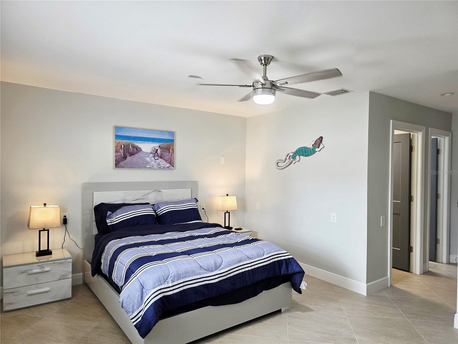 3435 OVERLOOK DR NE, ST PETERSBURG, FL, 33703