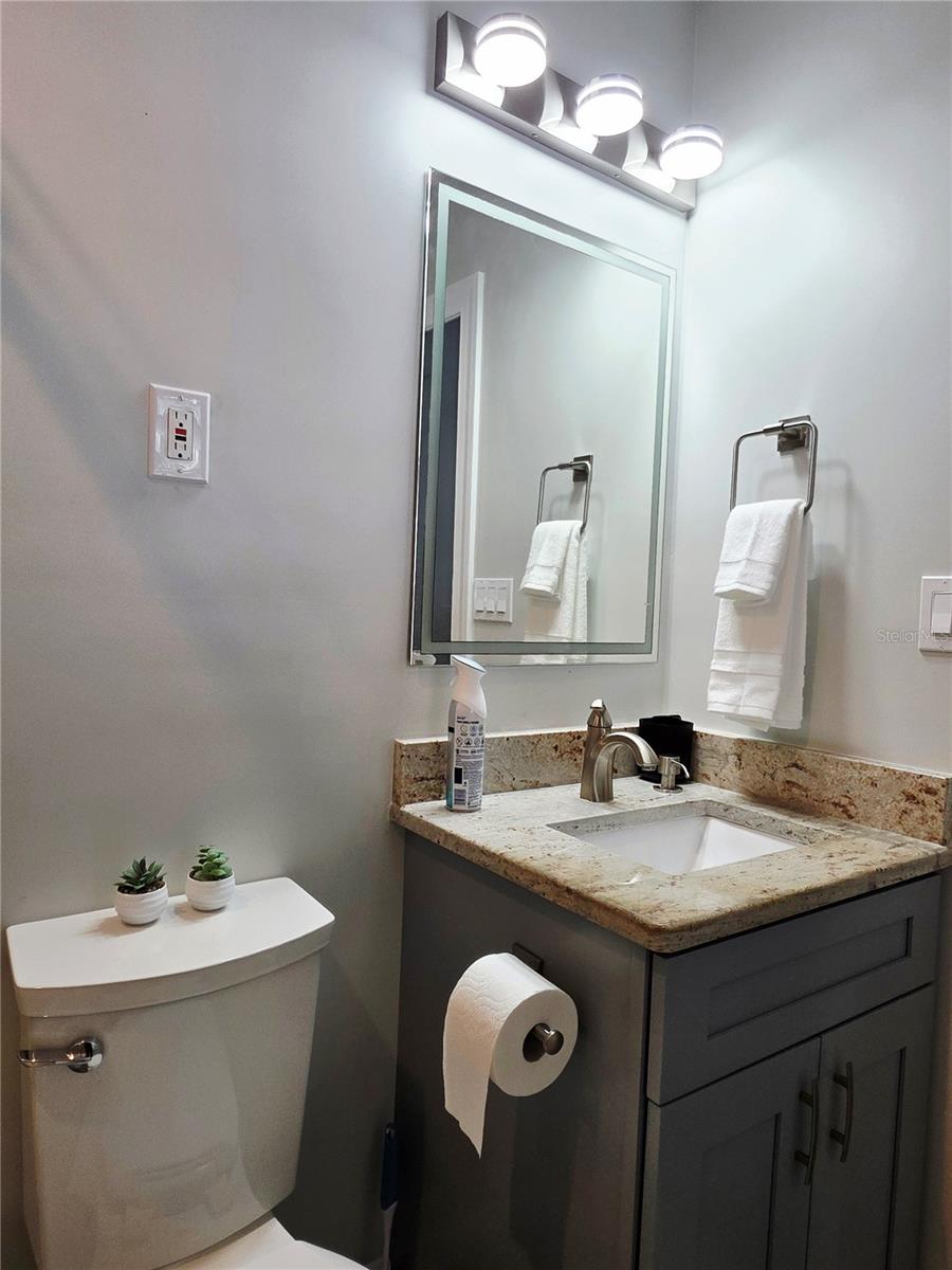 3435 OVERLOOK DR NE, ST PETERSBURG, FL, 33703