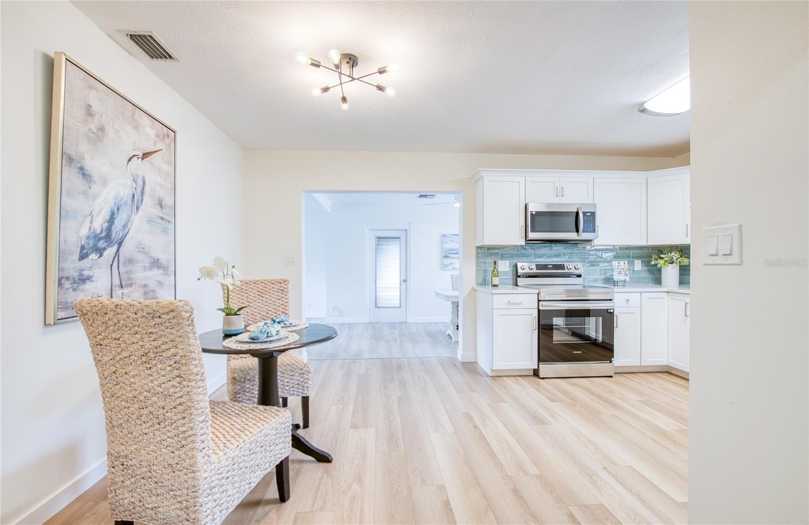 662 VILLAGRANDE AVE S, ST PETERSBURG, FL, 33707