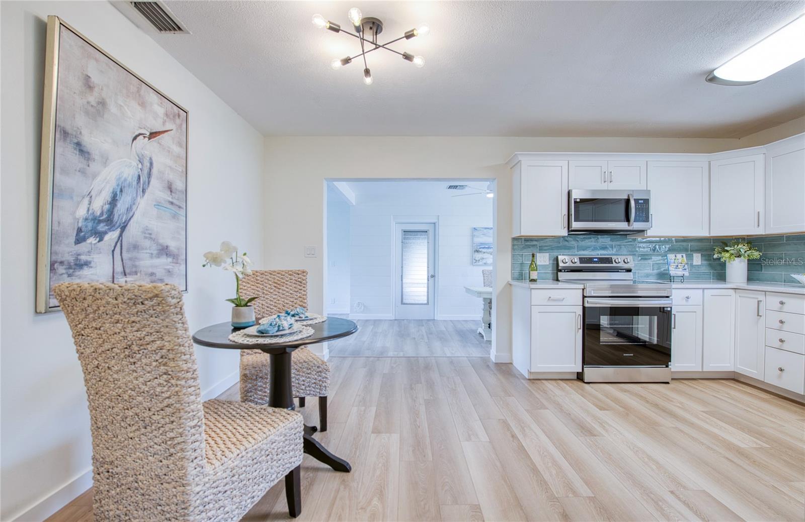 662 VILLAGRANDE AVE S, ST PETERSBURG, FL, 33707