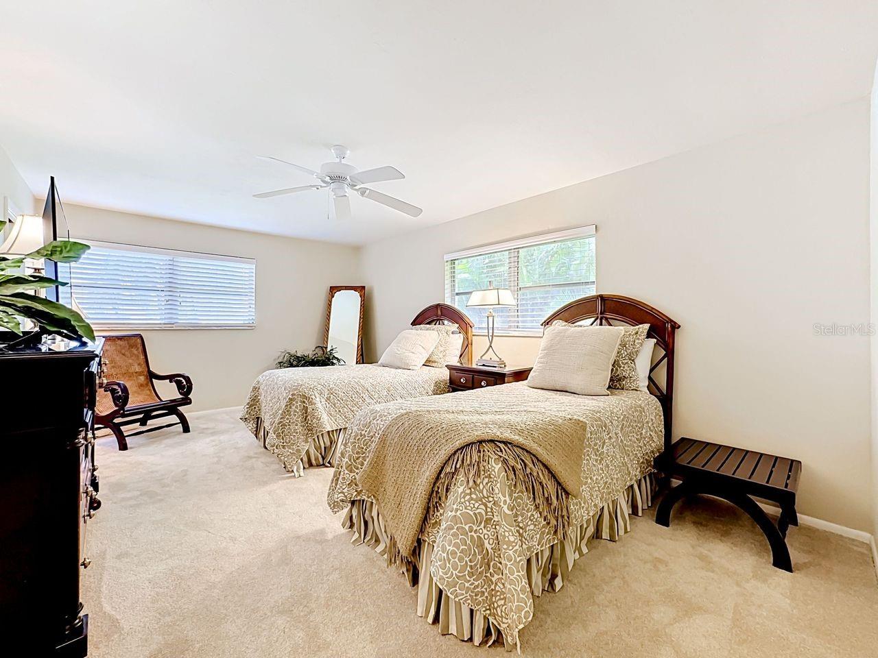 581 YARDARM LN, LONGBOAT KEY, FL, 34228