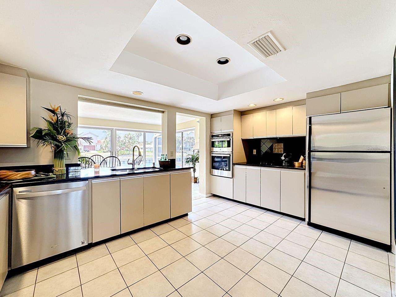 581 YARDARM LN, LONGBOAT KEY, FL, 34228