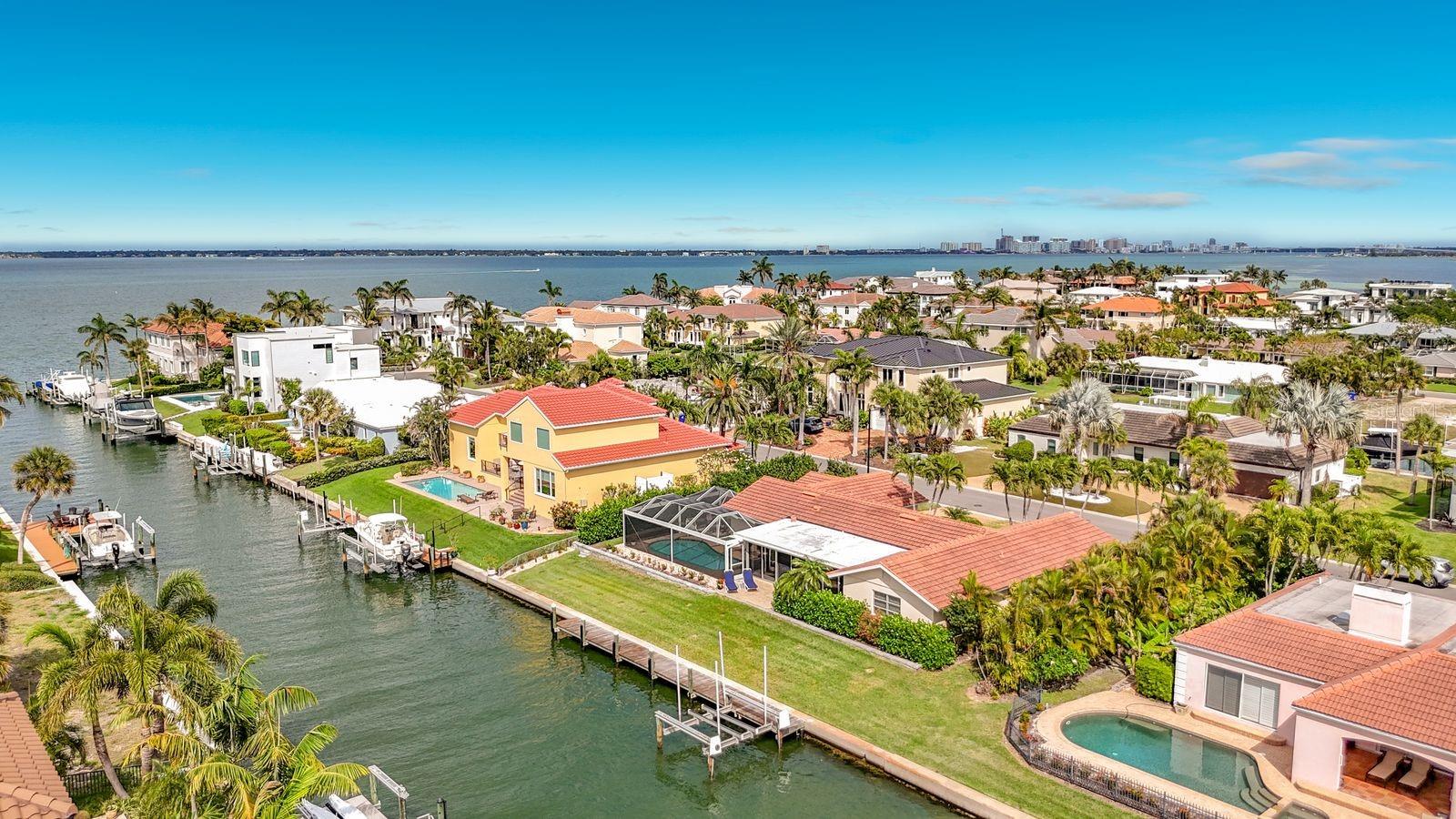 581 YARDARM LN, LONGBOAT KEY, FL, 34228