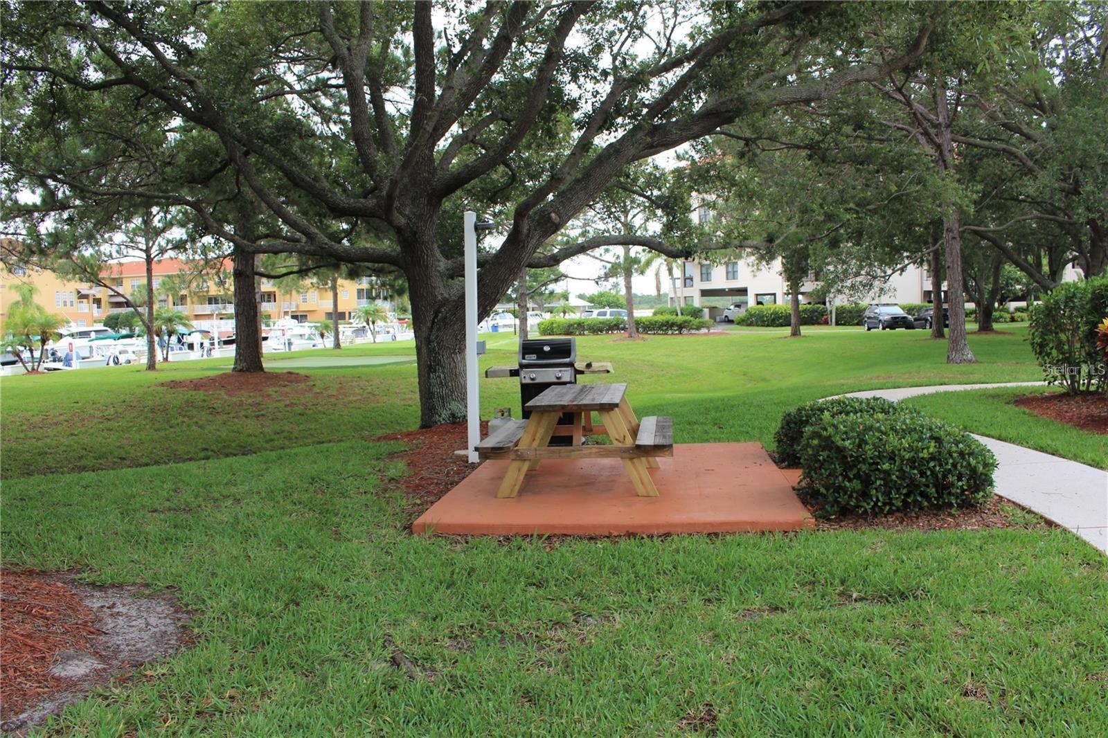 1806 MARINER DR #214, TARPON SPRINGS, FL, 34689