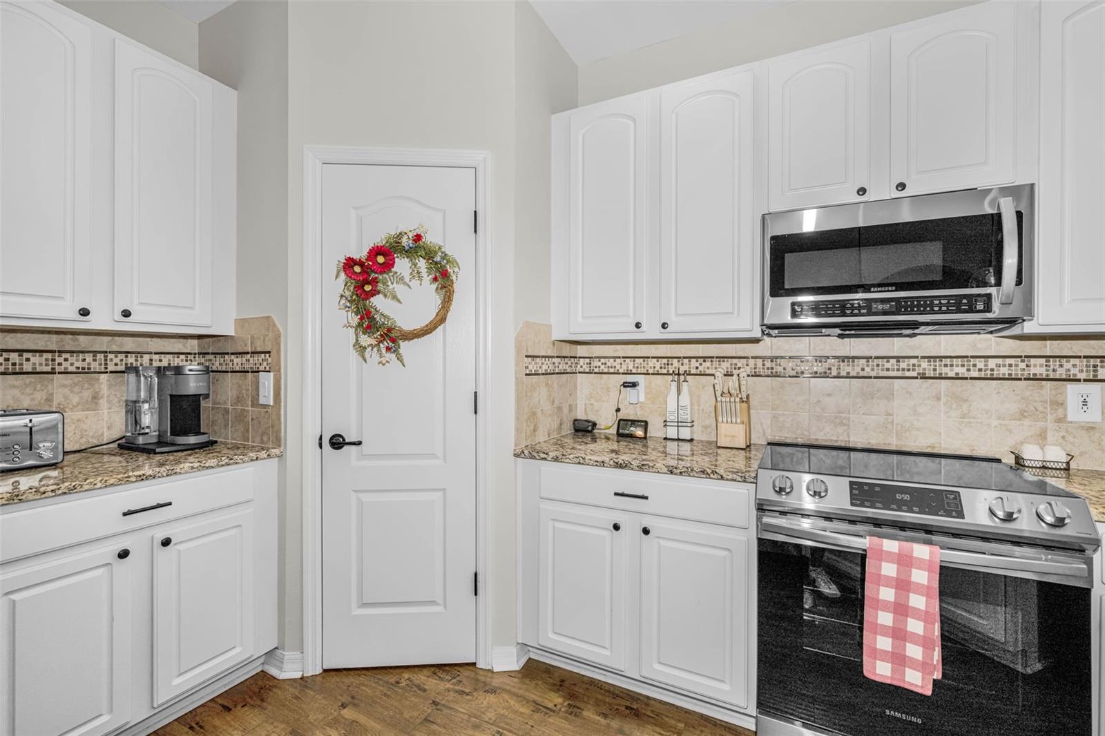 3054 BANYAN HILL LN, LAND O LAKES, FL, 34639