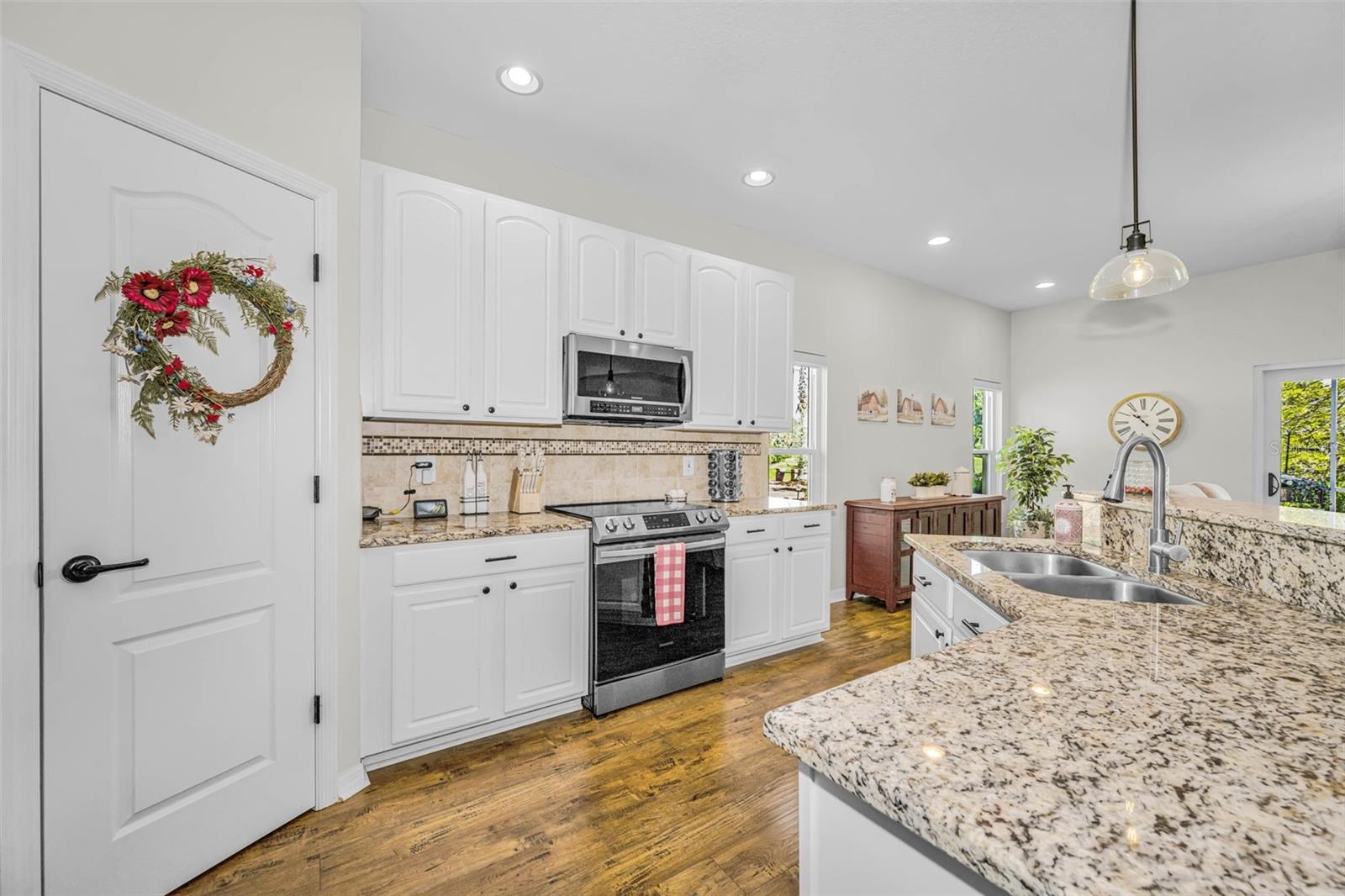 3054 BANYAN HILL LN, LAND O LAKES, FL, 34639